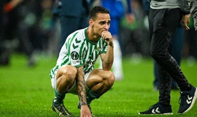 必发下载-保真吗？记者：安东尼转会贝蒂斯已达原则性协议，租借+可选买断