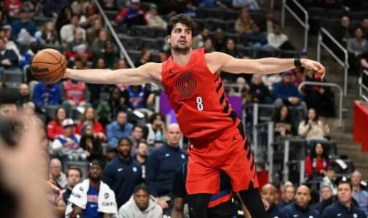 必发体育-开拓者真核背伤成隐患 杨瀚森处境亦将受到影响？