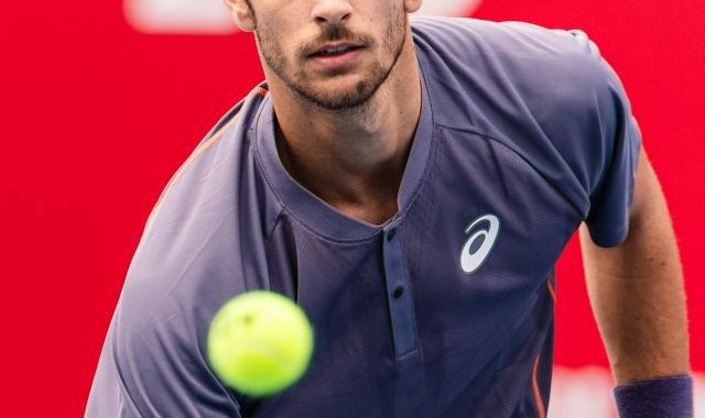 必发APP-穆塞蒂“三新”香港亮相 希望2025大满贯继续突破