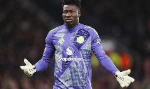 泰晤士报：摩纳哥有意曼联门将奥纳纳，但后者希望留队争取主力