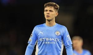 必发-记者：药厂有意曼城中场麦卡蒂，后续动作将取决于新主帅的任命